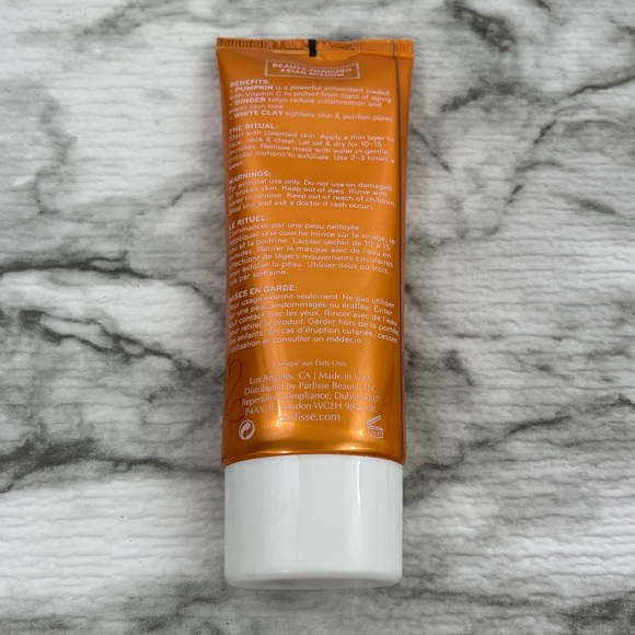 This PURLISSE BEAUTY Pumpkin + Ginger Detoxifying Charcoal Mask - Picture 5 of 10